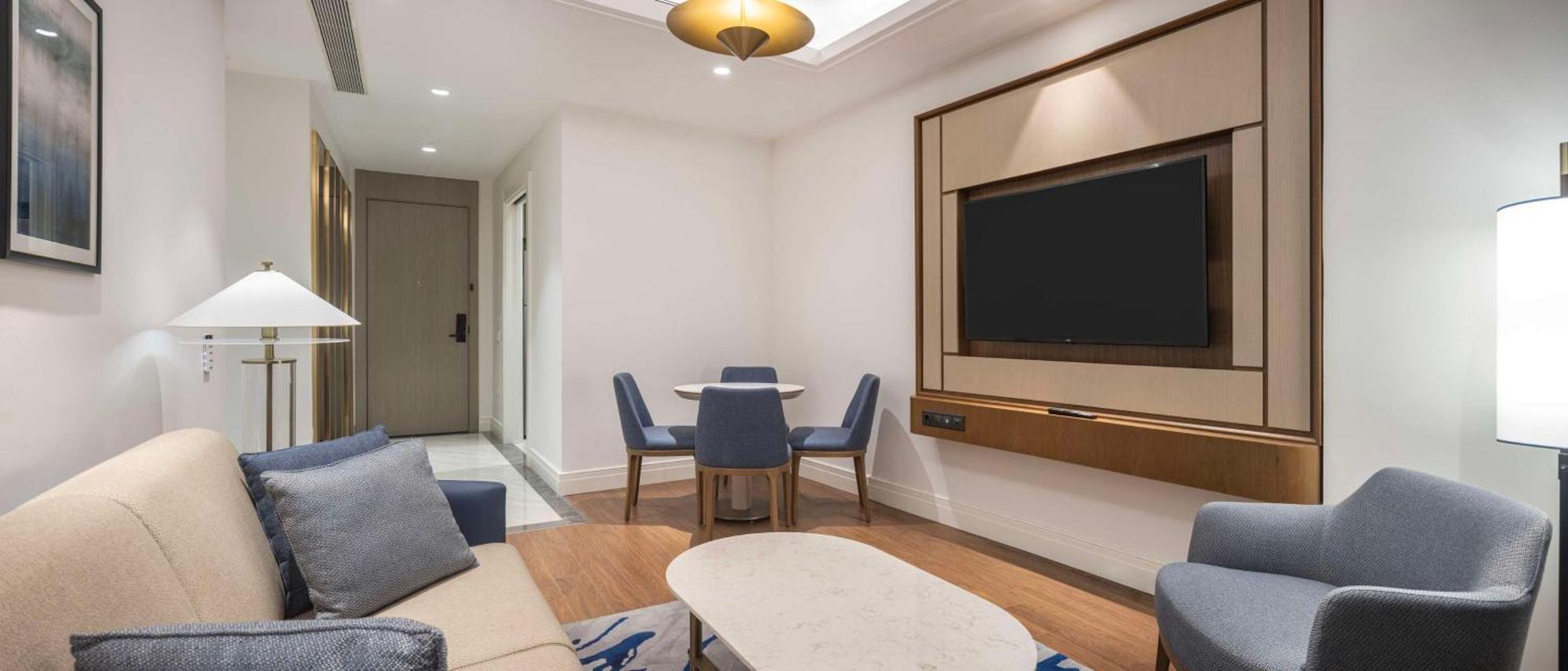 伊斯坦布尔希尔顿购物中心酒店 外观 照片 A suite at the hotel