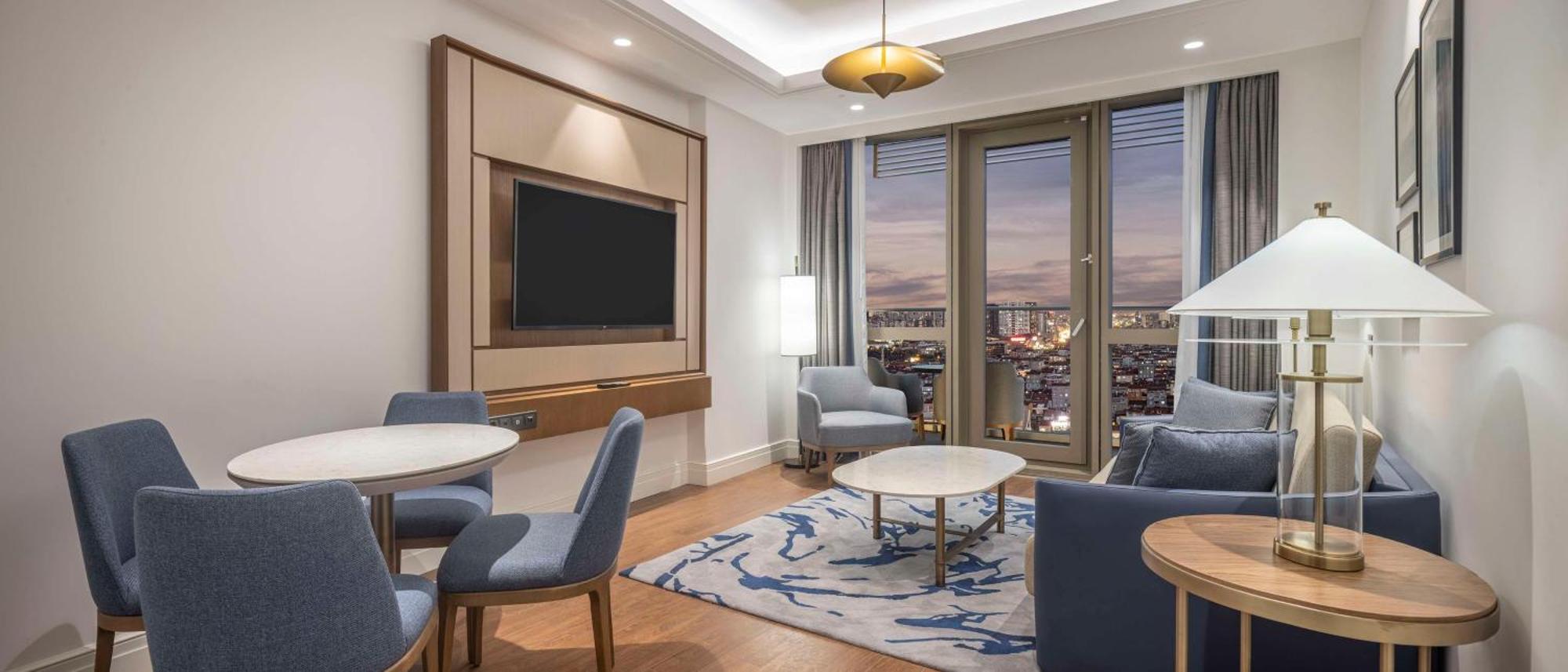 伊斯坦布尔希尔顿购物中心酒店 外观 照片 A suite at the hotel