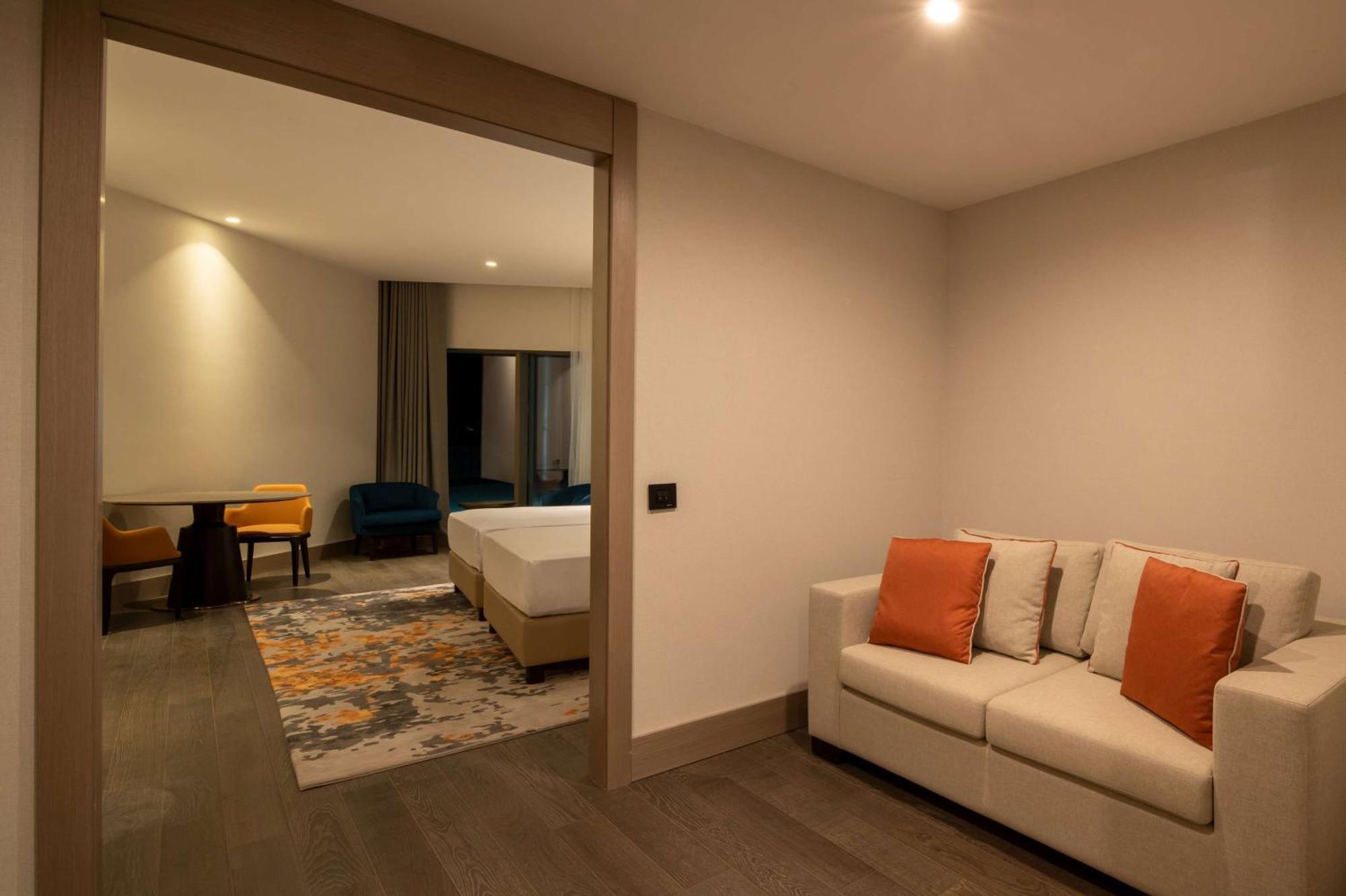 伊斯坦布尔希尔顿购物中心酒店 外观 照片 A suite at the hotel