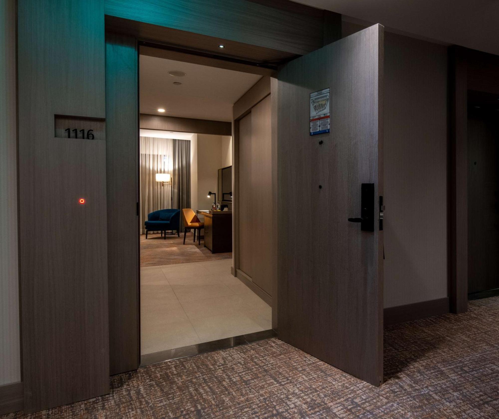 伊斯坦布尔希尔顿购物中心酒店 外观 照片 A hotel room in Bangkok, Thailand
